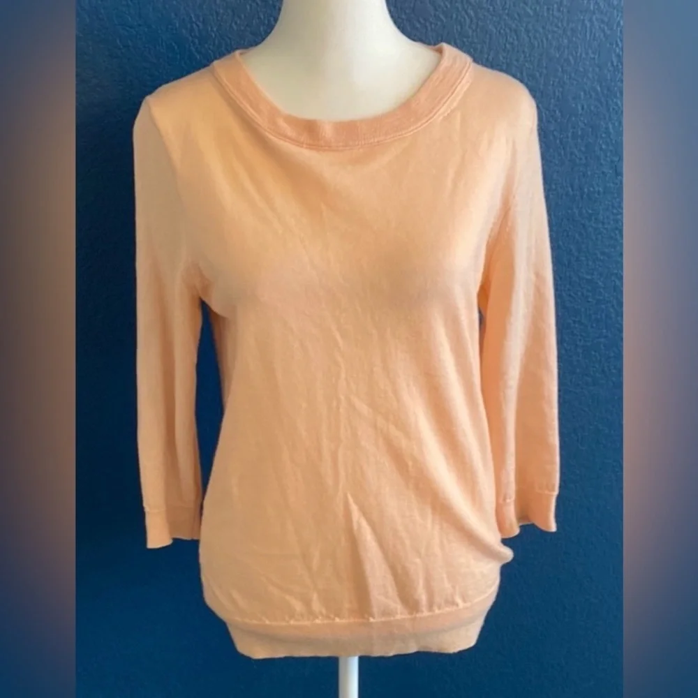 J. Crew Apricot Knit Lightweight Sweater. 100% merino wool. Size S.
